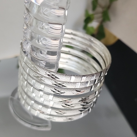 Set of Seven Small White Gold Filled Bangle Bracelet Diamond Cut Design - Picture 3 of 6